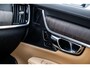 Volvo V90 2.0 T6 Plug-in Hybrid AWD Ultimate Bright | PHEV | 360 Graden Camera | Stoelventilatie | Stoelverwarming | Nappaleder | Panoramadak | Cruise Control Adaptief | BLIS | Navigatie | Apple Carplay | Android Auto | Elektrische Achterklep | Elektrisch Verstelbare Voorstoelen