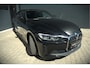 BMW i4 eDrive40 84 kWh | Stoelverwarming | Stuurverwarming | Apple Carplay | Adaptive Cruise Control | Memory Seat | Trekhaak | Camera | Parkeersensoren | Navigatie | Ambiance Verlichting | HIFI | SOH 96.52% |