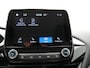 Ford Fiesta 1.0 EcoBoost Hybrid Titanium | Apple Carplay | Connected services | Bluetooth | Spraakbediening | Parkeersensoren achter | Cruise control | Airco |