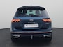 Volkswagen Tiguan 1.4TSIeHybrid 180kW/245PK R-Line DSG · Leder · Panoramadak · Trekhaak · Stoelverwarming · Apple/Android Car Play ·