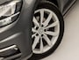 Volkswagen Golf Variant 1.5 TSI Highline Automaat (APPLE CARPLAY, VIRTUAL DASHBOARD, GROOT NAVI, KEYLESS, CAMERA, ALCANTARA, SPORTSTOELEN, STOELVERWARMING, GETINT GLAS, ADAPTIVE CRUISE, NIEUWSTAAT)