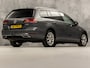 Volkswagen Golf Variant 1.5 TSI Highline Automaat (APPLE CARPLAY, VIRTUAL DASHBOARD, GROOT NAVI, KEYLESS, CAMERA, ALCANTARA, SPORTSTOELEN, STOELVERWARMING, GETINT GLAS, ADAPTIVE CRUISE, NIEUWSTAAT)