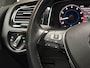 Volkswagen Golf Variant 1.5 TSI Highline Automaat (APPLE CARPLAY, VIRTUAL DASHBOARD, GROOT NAVI, KEYLESS, CAMERA, ALCANTARA, SPORTSTOELEN, STOELVERWARMING, GETINT GLAS, ADAPTIVE CRUISE, NIEUWSTAAT)
