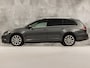 Volkswagen Golf Variant 1.5 TSI Highline Automaat (APPLE CARPLAY, VIRTUAL DASHBOARD, GROOT NAVI, KEYLESS, CAMERA, ALCANTARA, SPORTSTOELEN, STOELVERWARMING, GETINT GLAS, ADAPTIVE CRUISE, NIEUWSTAAT)