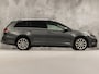 Volkswagen Golf Variant 1.5 TSI Highline Automaat (APPLE CARPLAY, VIRTUAL DASHBOARD, GROOT NAVI, KEYLESS, CAMERA, ALCANTARA, SPORTSTOELEN, STOELVERWARMING, GETINT GLAS, ADAPTIVE CRUISE, NIEUWSTAAT)