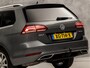 Volkswagen Golf Variant 1.5 TSI Highline Automaat (APPLE CARPLAY, VIRTUAL DASHBOARD, GROOT NAVI, KEYLESS, CAMERA, ALCANTARA, SPORTSTOELEN, STOELVERWARMING, GETINT GLAS, ADAPTIVE CRUISE, NIEUWSTAAT)