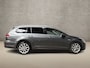 Volkswagen Golf Variant 1.5 TSI Highline Automaat (APPLE CARPLAY, VIRTUAL DASHBOARD, GROOT NAVI, KEYLESS, CAMERA, ALCANTARA, SPORTSTOELEN, STOELVERWARMING, GETINT GLAS, ADAPTIVE CRUISE, NIEUWSTAAT)