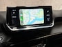 Peugeot 2008 1.2 PureTech Allure Sport (VIRTUAL COCKPIT, APPLE CARPLAY, GROOT NAVI, 360 CAMERA, KEYLESS, LEDER, SPORTSTOELEN, GETINT GLAS, TREKHAAK, NIEUWSTAAT)