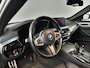 BMW 5-Serie Touring 530e M-sport | 19 Inch W spaak | Elek glazen panorama dak | Trekhaak |