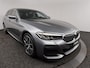 BMW 5-Serie Touring 530e M-sport | 19 Inch W spaak | Elek glazen panorama dak | Trekhaak |
