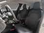 Renault Clio 1.6 E-Tech Hybrid 140 Sport 140Pk Automaat (VIRTUAL COCKPIT, APPLE CARPLAY, GROOT NAVI, LM VELGEN, GETINT GLAS, SPORTSTOELEN, PARKEERSENSOREN, CRUISE, NIEUWE APK, NIEUWSTAAT)