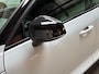 Volvo XC40 1.5 T4 Recharge R-Design 211Pk Automaat (APPLE CARPLAY, LEDER/ALCANTARA, CAMERA, GETINT GLAS, SPORTSTOELEN, ELEK ACHTERKLEP, ZWART HEMEL, KEYLESS, NIEUWSTAAT)