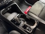 Volvo XC40 1.5 T4 Recharge R-Design 211Pk Automaat (APPLE CARPLAY, LEDER/ALCANTARA, CAMERA, GETINT GLAS, SPORTSTOELEN, ELEK ACHTERKLEP, ZWART HEMEL, KEYLESS, NIEUWSTAAT)