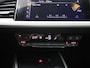 Audi Q4 e-tron 40 Edition 77 kWh 204 PK l Apple Carplay | Android Auto l Airco l Voorverwarming en -ventilatie l Parkeerhulp achter l Stoelverwarming l Alarm Klasse III l LED Koplampen l Audi sound system l