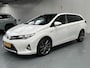 Toyota Auris Touring Sports 1.8 Hybrid Lease