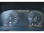 Volvo XC40 T5 Recharge R-Design - Panorama/schuifdak - IntelliSafe Assist - 360º Camera - Harman/Kardon audio - Verwarmde voorstoelen & stuur - Parkeersensoren voor & achter - Elektr. bedienb. voorstoelen met geheugen links - Draadloze tel. lader - Extra getint glas - 19' LMV