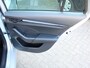 Skoda Octavia Combi 1.0 e-TSI 110PK Automaat Business Edition /NAVI/17'LM/PDC/LED/Keyless/Lane assist/Trekhaak/DAB+/Cruise control/NAP! 2e eig!
