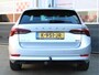 Skoda Octavia Combi 1.0 e-TSI 110PK Automaat Business Edition /NAVI/17'LM/PDC/LED/Keyless/Lane assist/Trekhaak/DAB+/Cruise control/NAP! 2e eig!