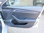 Skoda Octavia Combi 1.0 e-TSI 110PK Automaat Business Edition /NAVI/17'LM/PDC/LED/Keyless/Lane assist/Trekhaak/DAB+/Cruise control/NAP! 2e eig!