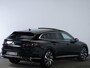 Volkswagen Arteon Shooting Brake R-Line 1.4 TSI eHybrid 218 PK | IQ Matrix LED | Leder | Trekhaak | DCC | Panoramadak | Stoelverwarming Voor & Achter | Elek. Verstelbare Stoelen | Side Assist |