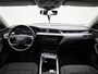 Audi Q8 e-tron 55 quattro Edition 115 kWh 408 PK | Automaat | Navigatie | Apple Carplay | Android Auto | Parkeersensoren | Trekhaak | Climate Control | Cruise Control |