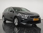Kia Ceed Sportswagon 1.0 T-GDi 120PK DynamicLine - Navigatie - Camera - Climate control - Cruise control - All Season banden - Fabrieksgarantie tot 08-2028