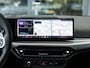 BMW 3-Serie Touring 330e | DIRECT BESCHIKBAAR | NW MODEL | M-SPORT | HARMAN KARDON | 19 INCH JET BLACK | BROOKLYN GRAU | SHADOWLINE | PANORAMA/SCHUIF-KANTELDAK | COMFORT ACCES | DRIVING ASSISTANT | ADAPTIEVE CRUISE CONTROL |