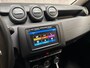 Dacia Duster 1.6 SCe Prestige (NAVIGATIE, CAMERA, GETINT GLAS, TREKHAAK, SPORTSTOELEN, LM VELGEN, CRUISE, NIEUWE APK, NIEUWSTAAT)