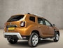 Dacia Duster 1.6 SCe Prestige (NAVIGATIE, CAMERA, GETINT GLAS, TREKHAAK, SPORTSTOELEN, LM VELGEN, CRUISE, NIEUWE APK, NIEUWSTAAT)