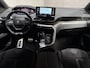 Peugeot 5008 1.2 PureTech GT-Line Automaat (MEMORY SEATS, FOCAL AUDIO, APPLE CARPLAY, 360 CAMERA, LEDER/ALCANTARA, ADAPTIVE CRUISE, STOELVERWARMING, KEYLESS, GETINT GLAS, LANE ASSIST, NIEUWSTAAT)