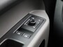 Volkswagen ID. Buzz Cargo Bulli Limited Edition 286PK | Climatric Airco | Trekhaak | Stoelverwarming | Draadloos Apple Carplay/ Android Auto | DAB+ | Achteruitrijcamera inclusief 360 graden | Diefstalalarm | Navigatie | LED Matrix koplampen | Voorruit verwarmbaar |