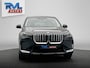 BMW iX1 XDrive30 Launch Edition 67 kWh | Carplay | SOH 99.6% | Leder | Harman/Kardon | Head-up display | Camera |