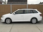 Skoda Fabia Combi 1.0 TSI Ambition Navigatiesysteem | Apple CarPlay/Android Auto Smartlink | Multifunctioneel stuurwiel | Cruise control | Airconditioning | DAB ontvangst | Parkeersensoren achter