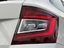 Skoda Fabia Combi 1.0 TSI Ambition Navigatiesysteem | Apple CarPlay/Android Auto Smartlink | Multifunctioneel stuurwiel | Cruise control | Airconditioning | DAB ontvangst | Parkeersensoren achter