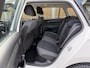 Skoda Fabia Combi 1.0 TSI Ambition Navigatiesysteem | Apple CarPlay/Android Auto Smartlink | Multifunctioneel stuurwiel | Cruise control | Airconditioning | DAB ontvangst | Parkeersensoren achter