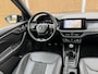 Skoda Kamiq 1.0 TSI Business Edition Panoramadak | Half leer/alcantara | Stoelverwarming | Cruise & climate control | Sport grill zwart | Extra getint glas | Elektrisch verstelbare bestuurdersstoel | Keyless | Pakeersensoren voor en achter