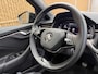 Skoda Kamiq 1.0 TSI Business Edition Panoramadak | Half leer/alcantara | Stoelverwarming | Cruise & climate control | Sport grill zwart | Extra getint glas | Elektrisch verstelbare bestuurdersstoel | Keyless | Pakeersensoren voor en achter