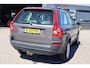 Volvo XC90 2.5 T Kinetic | 7 zitplaatsen | Automaat | Leder | Multimedia scherm | Trekhaak