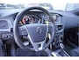 Volvo V40 1.5 T3 153PK Automaat! R-Design Polar+ Sport BJ2019 Lmv 17" | Led V+A | Pdc | Keyless entry | Panoramadak | Trekhaak | Achteruitrijcamera | Navi | Climate control | Cruise control | Verwarmde voorstoelen | Zwarte hemel | Harman/Kardon Audio