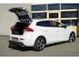 Volvo V40 1.5 T3 153PK Automaat! R-Design Polar+ Sport BJ2019 Lmv 17" | Led V+A | Pdc | Keyless entry | Panoramadak | Trekhaak | Achteruitrijcamera | Navi | Climate control | Cruise control | Verwarmde voorstoelen | Zwarte hemel | Harman/Kardon Audio