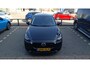 Mazda 2 1.5 e-SkyActiv-G 90 Homura | 1e-EIG. | ECC Cam | Stoel+ Stuur Verwarming | 16"LMV | DAB | Privacy Glass |