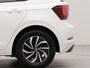 Volkswagen Polo 1.0 TSI Life Business | Apple Carplay | Navigatie | Parkeersensoren voor en achter | Voorstoelen verwarmd | Cruise control | Connected services |