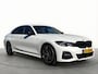 BMW 3-Serie 320i M-Performance Pano Head-UP Camera