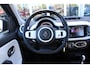 Renault Twingo Z.E. 82PK R80 E-Tech Equilibre 22 kWh | Cruise Control | Elektrische ramen | Centrale deurvergrendeling | Parkeersensoren achter | DAB Audio |