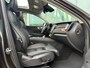 Volvo XC60 2.0 T8 Plug-in hybrid AWD Ultimate Dark 455pk luchtvering / Massage Stoelen / Trekhaak