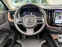 Volvo XC60 2.0 T8 Plug-in hybrid AWD Ultimate Dark 455pk luchtvering / Massage Stoelen / Trekhaak
