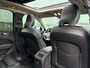 Volvo XC60 2.0 T8 Plug-in hybrid AWD Ultimate Dark 455pk luchtvering / Massage Stoelen / Trekhaak