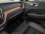 Volvo XC60 2.0 T8 Plug-in hybrid AWD Ultimate Dark 455pk luchtvering / Massage Stoelen / Trekhaak