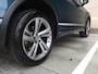 Volkswagen Tiguan 1.4 TSI eHybrid R-Line 245 pk DSG | LED Matrix | Stoelverwarming | Keyless | Elektr. Achterklep | Navigatie | Side Assist | Camera | App-Connect