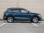Volkswagen Tiguan 1.4 TSI eHybrid R-Line 245 pk DSG | LED Matrix | Stoelverwarming | Keyless | Elektr. Achterklep | Navigatie | Side Assist | Camera | App-Connect